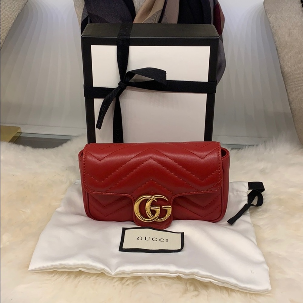Authentic Gucci Marmont super mini hibiscus red